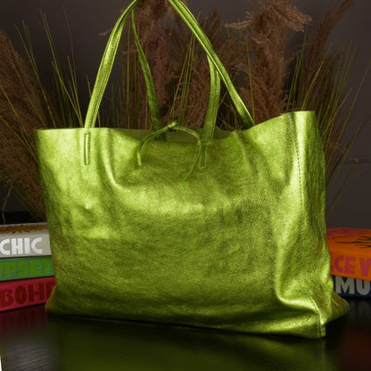 Green metallic apple bag in leather